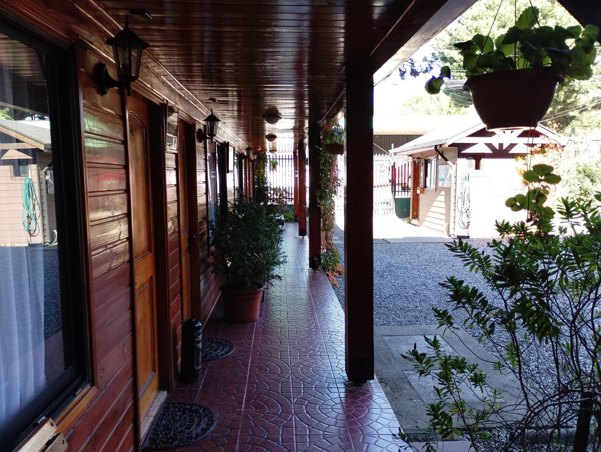 Apart-Hotel Colonia-Koenigsberg Estacionamiento Deptos Completos Ubicado En El Centro De Valdivia Aire Acondicionado Luaran gambar